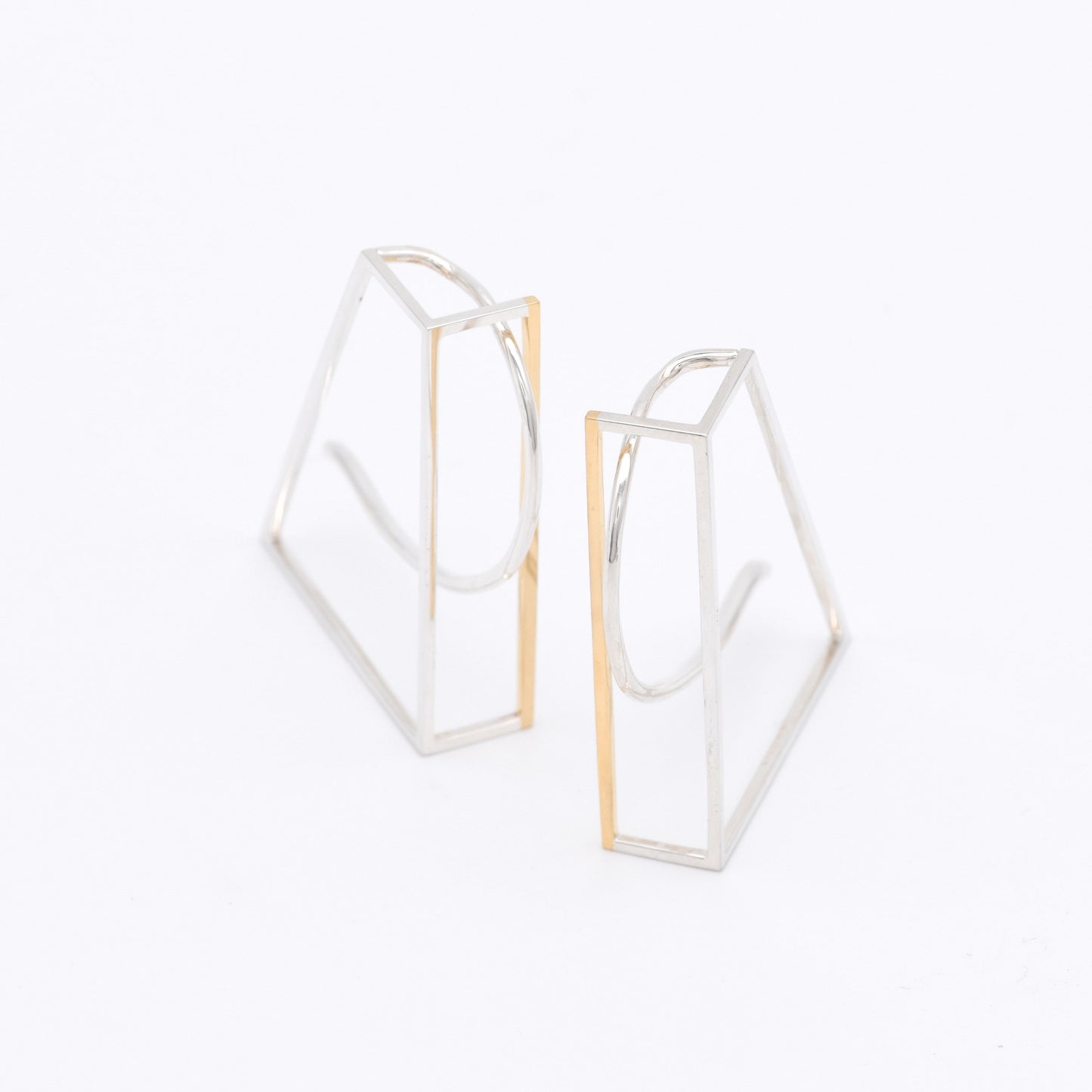 gold lack ear cuff