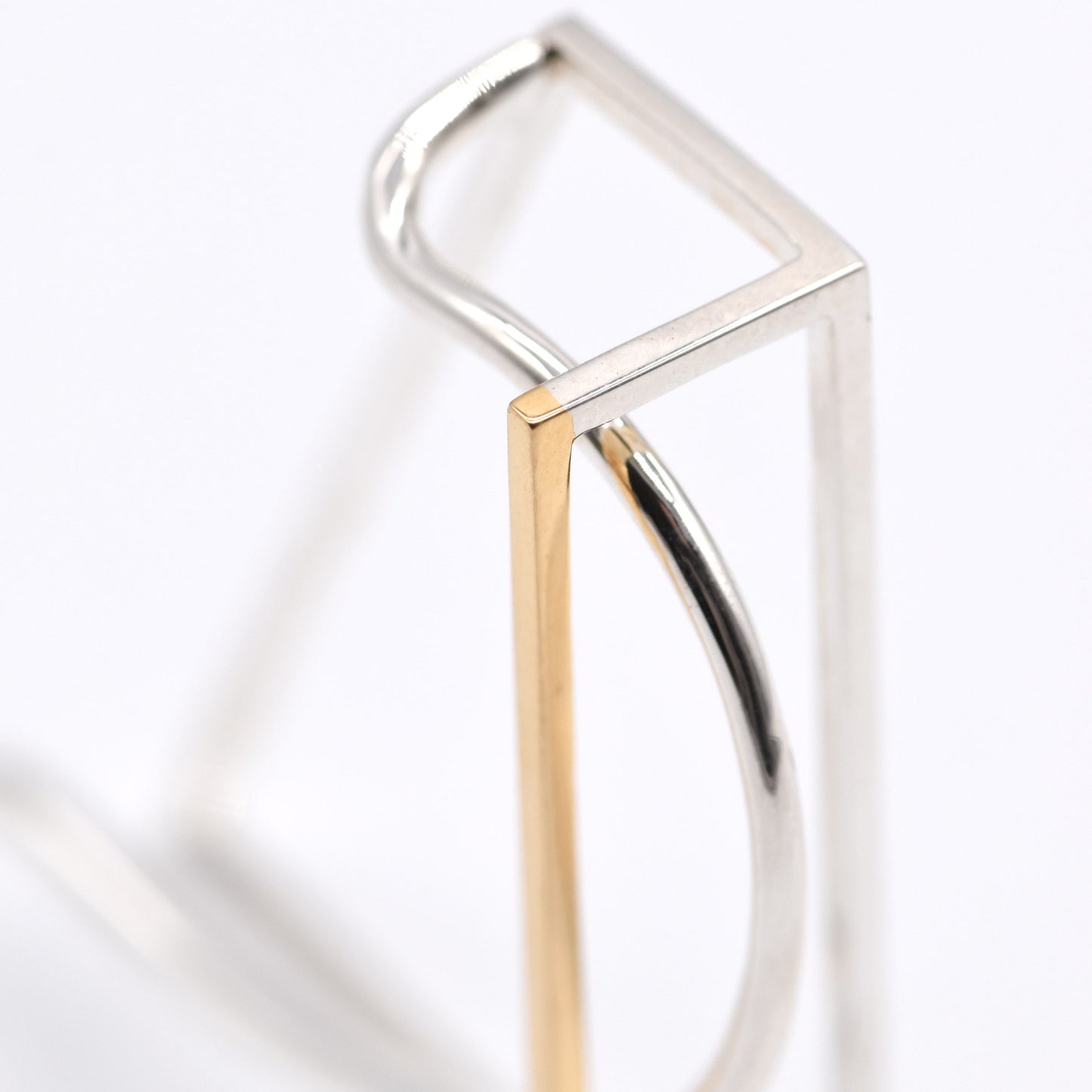 gold lack ear cuff
