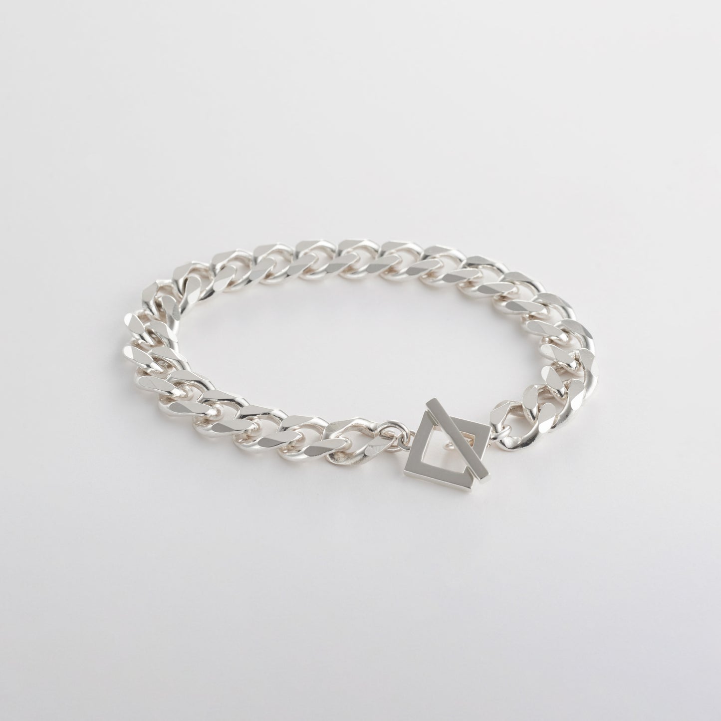 twist bracelet